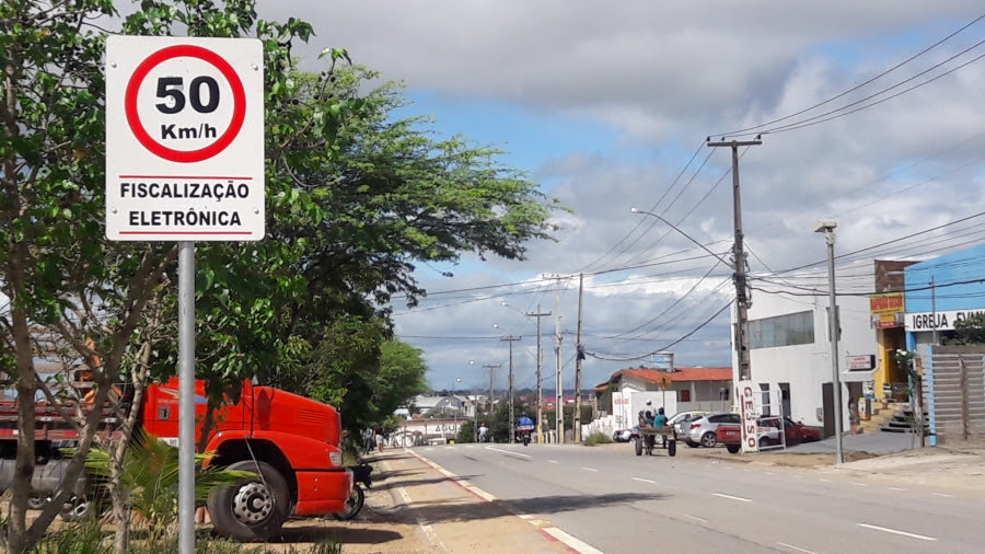 STTP implanta fiscalização eletrônica na Avenida Dinamérica e inicia campanha educativa