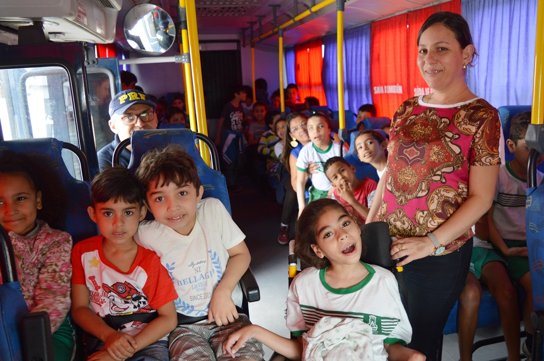 Festival Estudantil Temático de Trânsito inicia atividades nas escolas do Sistema Municipal de Ensino
