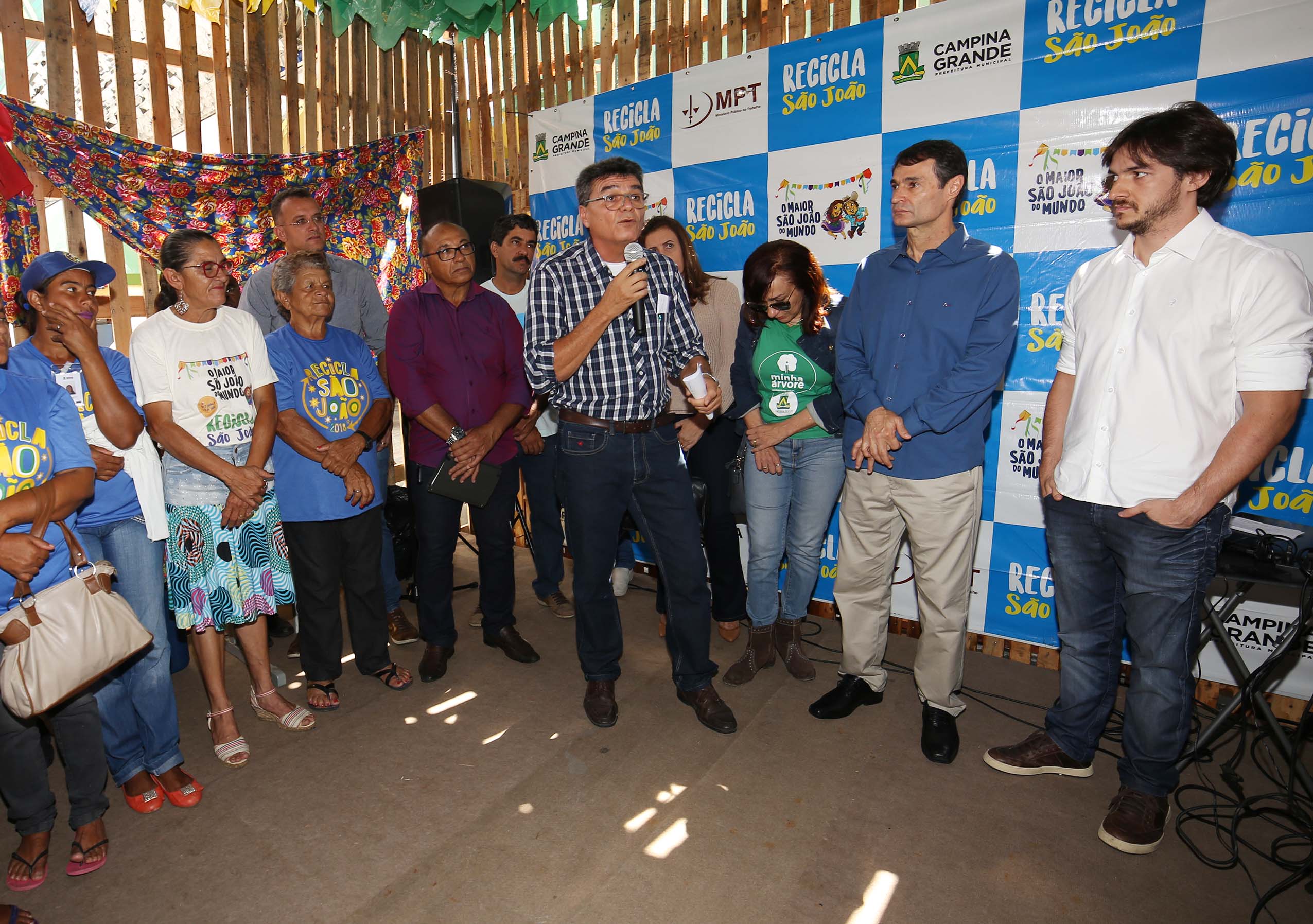 Prefeito Romero lança Projeto Recicla São João 2018