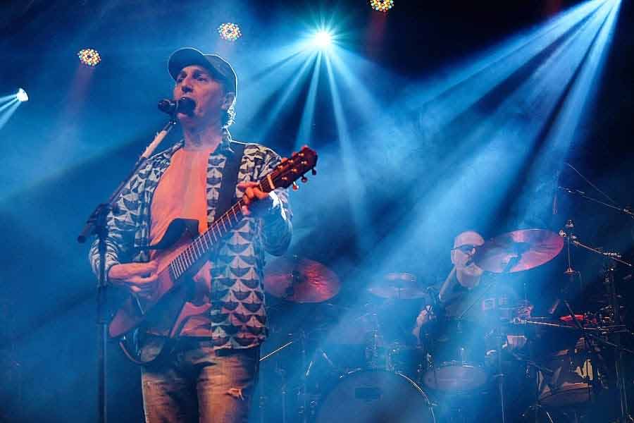 Com o tema “O Poder das Artes” e show de Zeca Baleiro, começa a 43ª edição do Festival de Inverno de Campina Grande