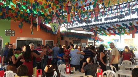 Vila do Artesão registra grande movimentação em mais uma ação do projeto Forró na Vila