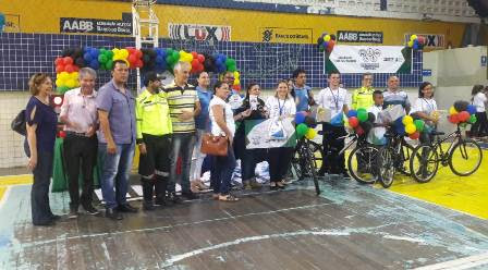 Escola Municipal Tiradentes e Espaço Carmela Veloso vencem a final da VI Olimpíada de Trânsito da STTP