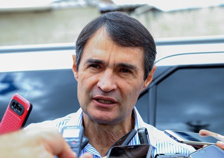 Romero assina ordem de serviço para construção da UBS Major Veneziano nesta quarta