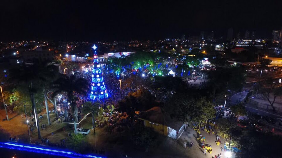 Natal Iluminado 2018 é lançado em clima de festa às margens do Açude Velho; Caravana da Coca-Cola emociona as ruas de Campina Grande