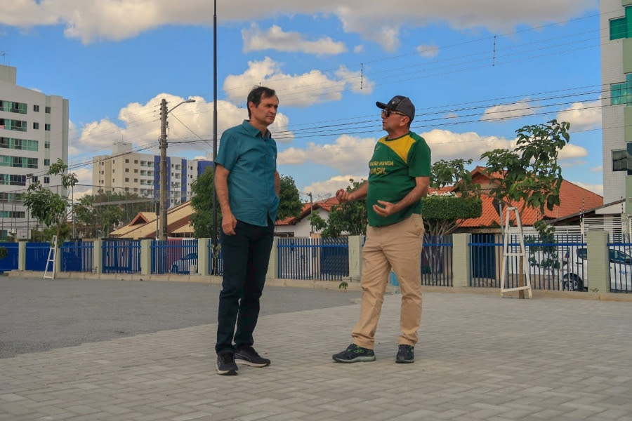 Romero vistoria obras no Centro de Iniciação aos Esportes, no Parque da Liberdade
