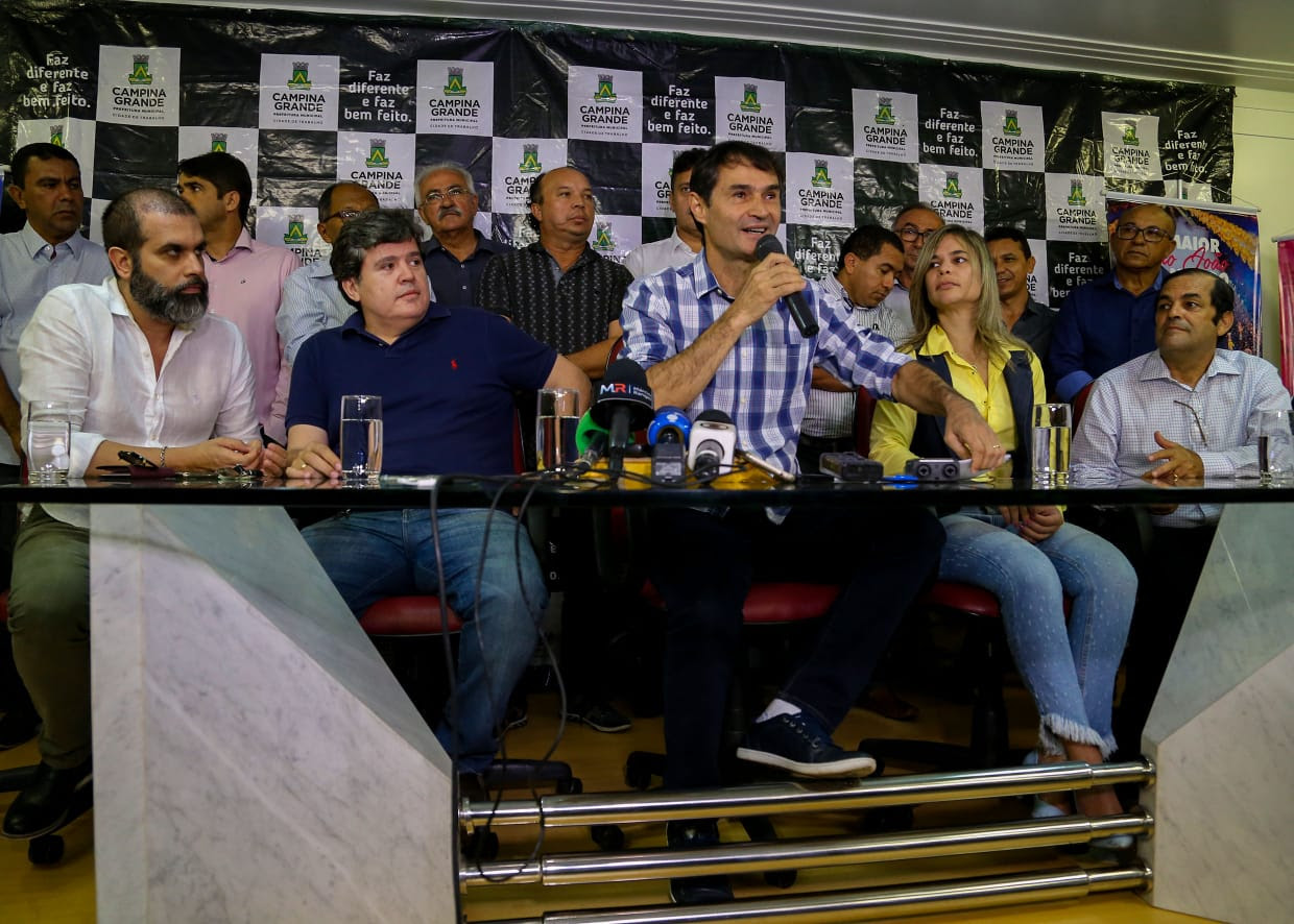 Romero revela rescisão com a Aliança e anuncia pregão para contratar nova empresa para gerir a festa