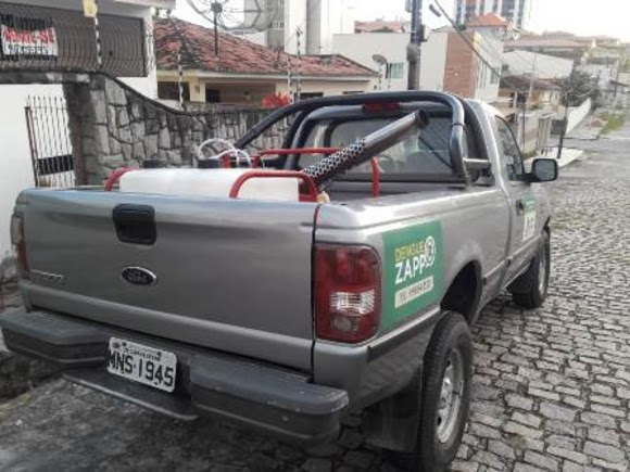 Denguezapp soluciona 95% das denúncias de focos do Aedes aegypti  275 toneladas de pneus que serviam como criadouros foram recolhidas das ruas em 2018