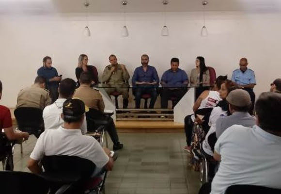 Prefeitura de Campina Grande promove reunião com participantes do Campina Folia e do Carnaval da Paz