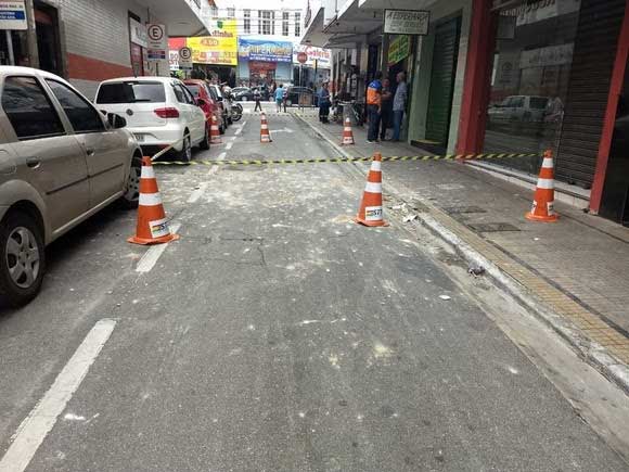Defesa Civil interdita parte da Rua Monsenhor Sales