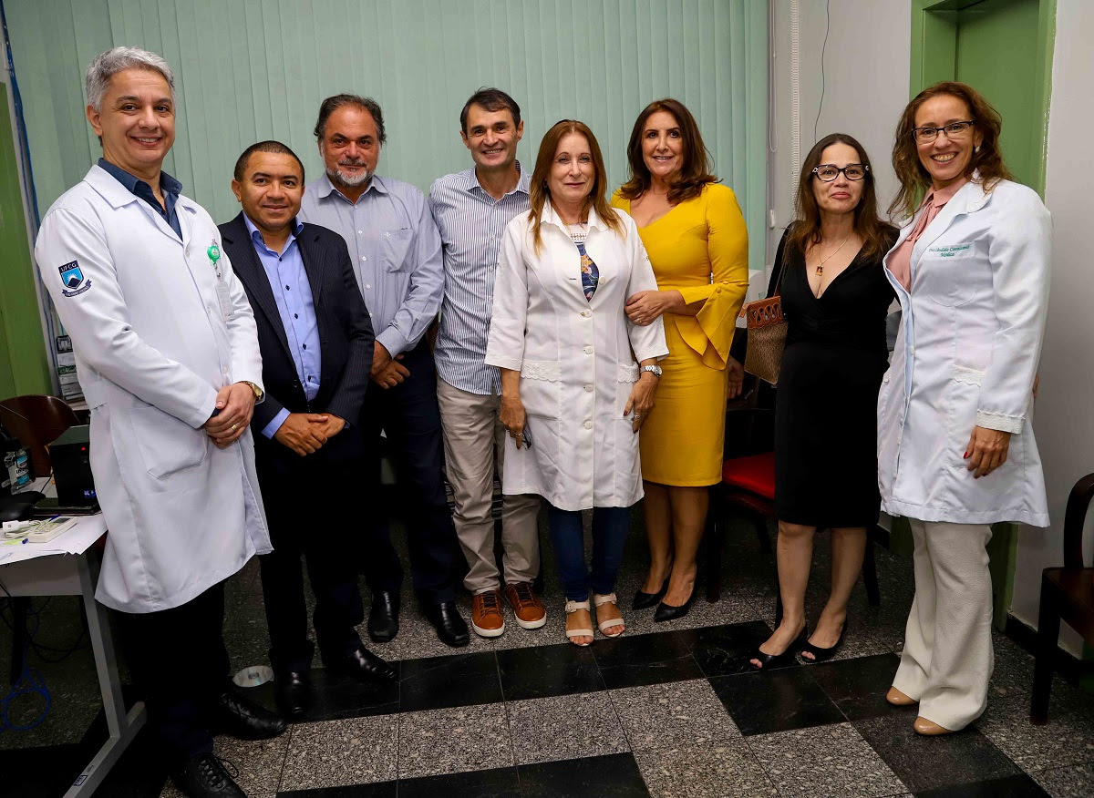 Romero acerta ampliação de parcerias com o HU de Campina Grande