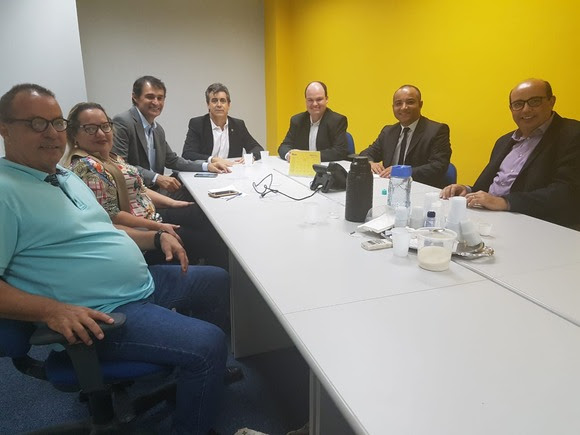Romero vai ao BB e pede maior celeridade no processo de homologação dos contratos pendentes do Conjunto Aluízio Campos