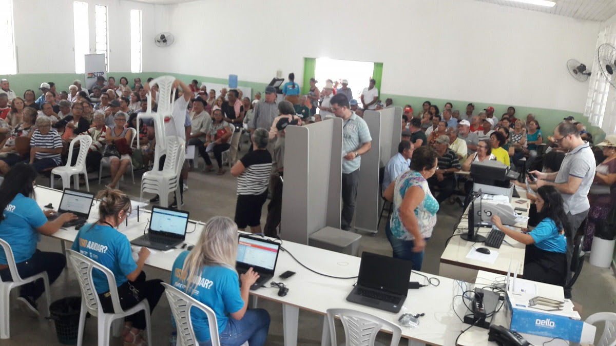 STTP transfere cadastro de idosos para auditório no antigo Museu Vivo da Ciência