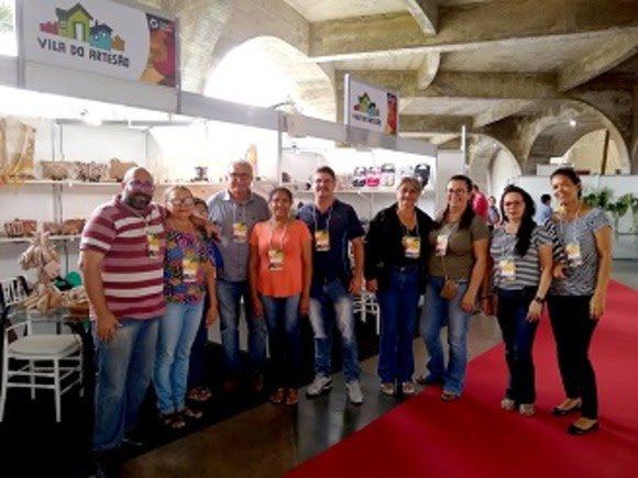 Presidente da Amde participa da abertura da Gira Calçados e oportuniza novos negócios para Vila do Artesão e Fabricão