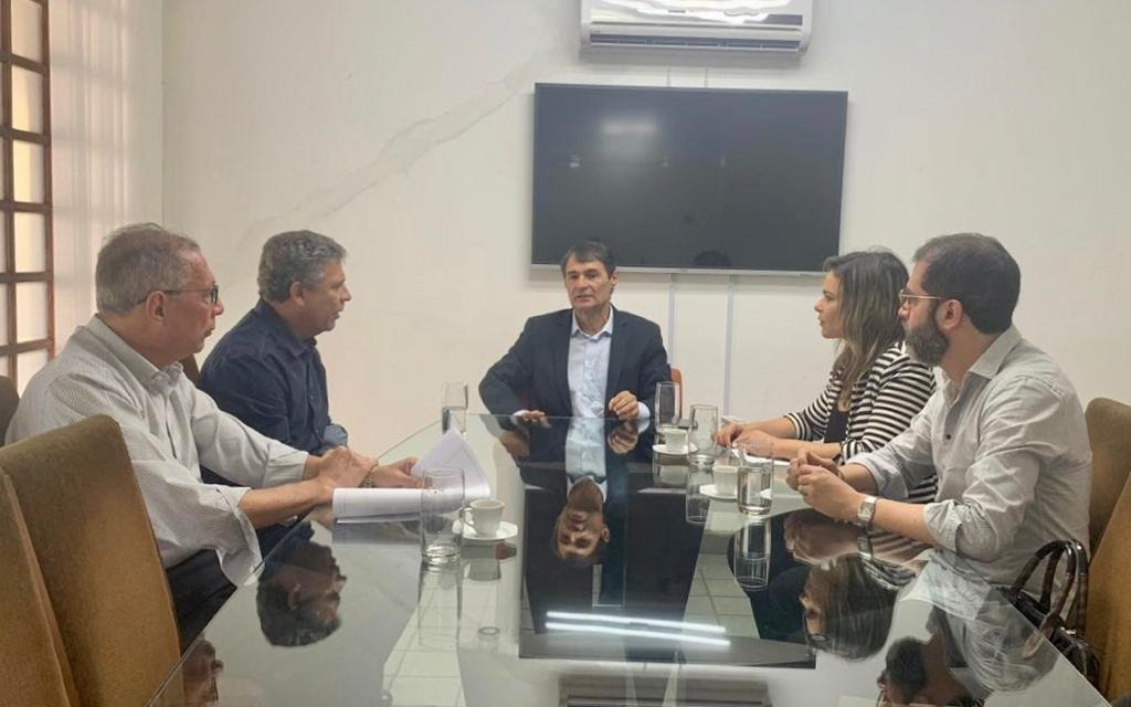 Direção da Coteminas comunica a Romero novos investimentos do grupo em Campina Grande