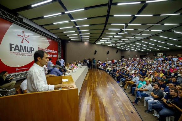 Romero prestigia encontro da Famup e manifesta  solidariedade a projeto de unificação de eleições