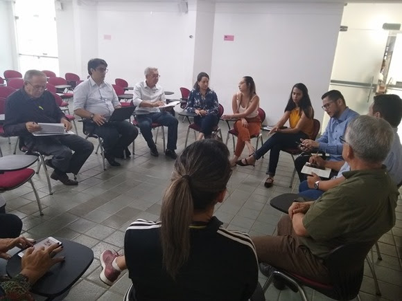 Amde reúne gestores de secretarias municipais e Sebrae para definir implantação da Casa do Empreendedor