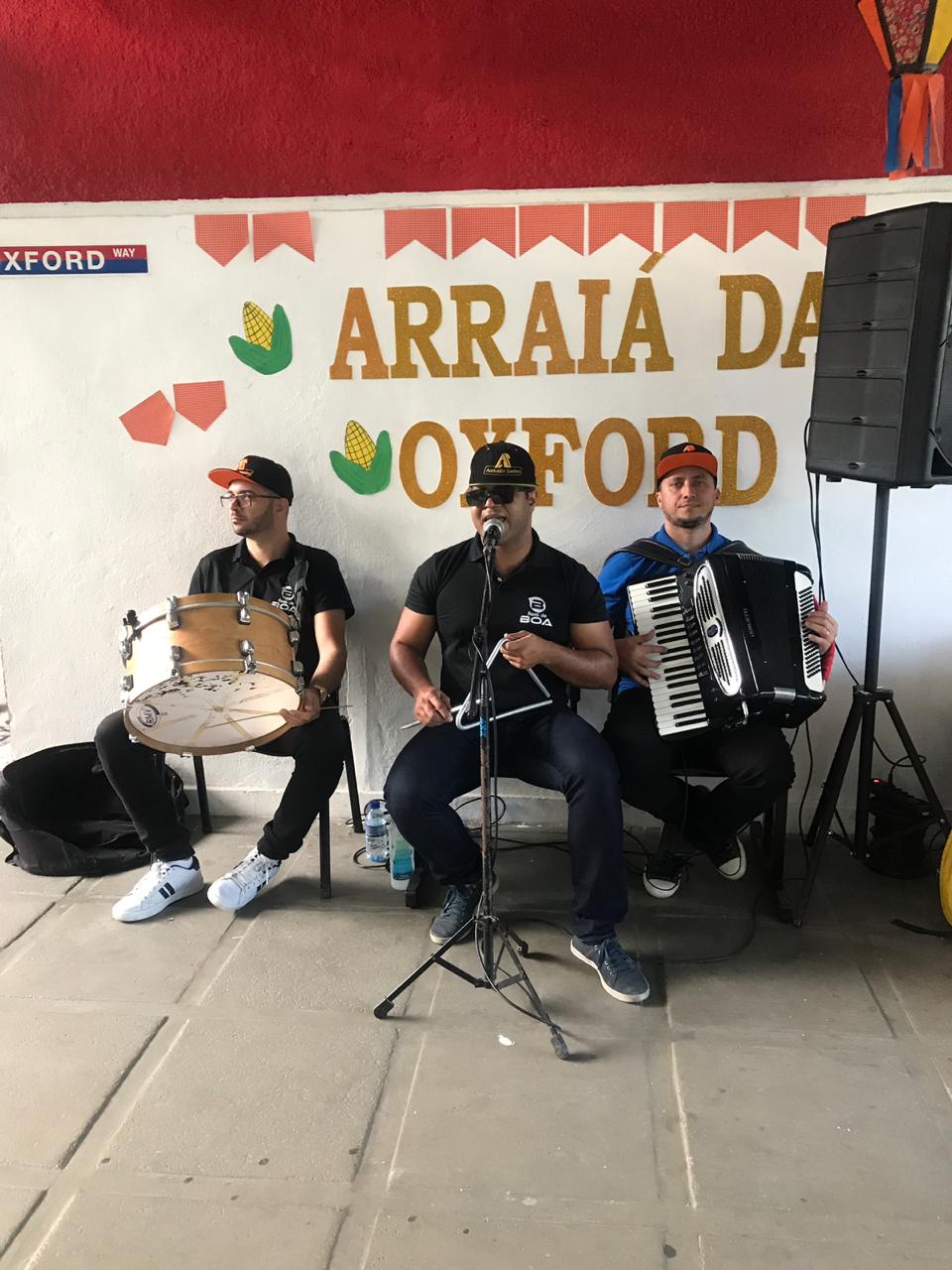 Forró e comidas típicas gratuitas foram os atrativos desta sexta-feira no Shopping Lindaci Medeiros