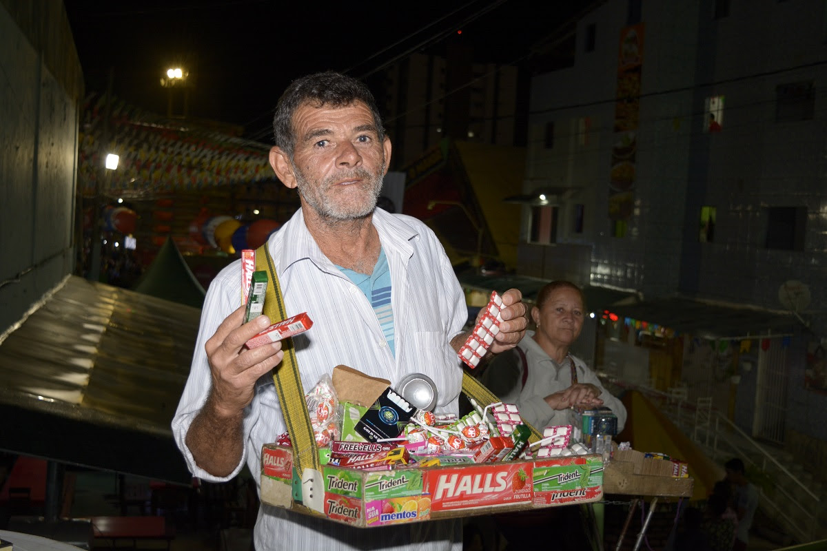 Baleiros conseguem manter a tradição com boas vendas durante o Maior São João do Mundo