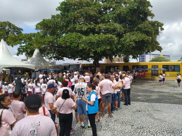 Terceira viagem do Forró nos Trilhos reúne  turistas de diversas idades e lugares