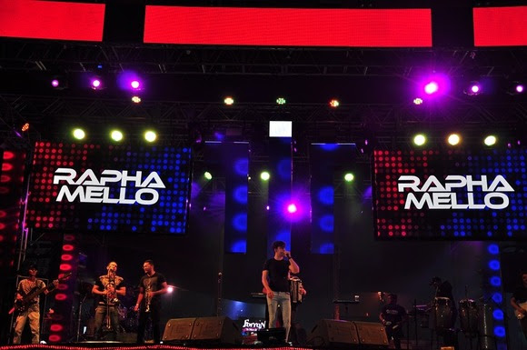 Rapha Mello abre a programação desta noite no Parque do Povo