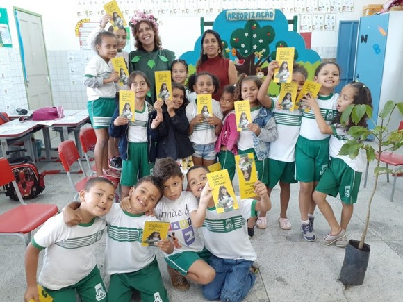 Programa Minha Árvore realiza ações em escolas municipais de Campina Grande