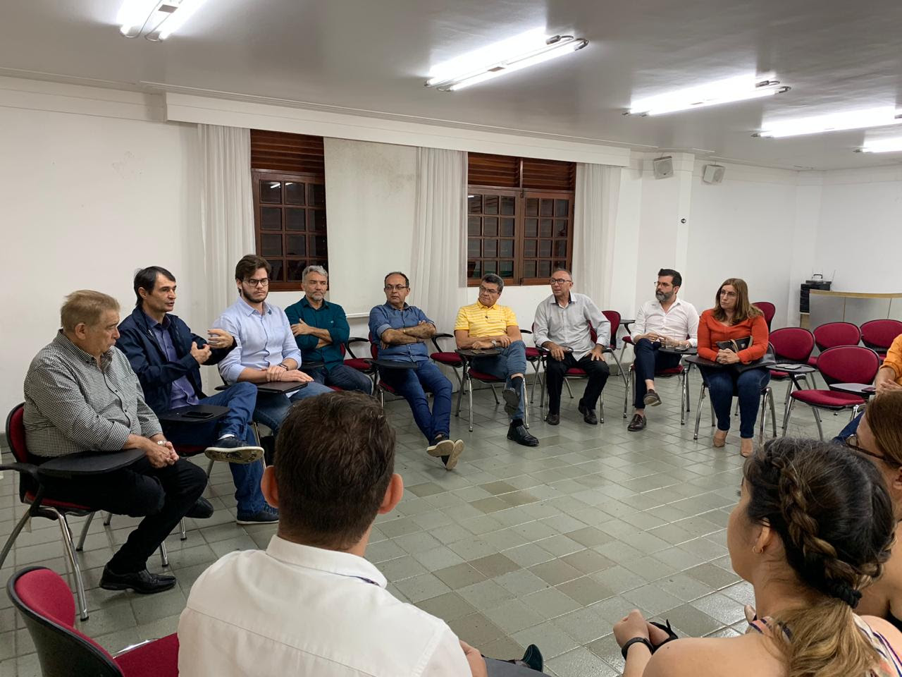Romero começa a preparar reforma na máquina administrativa na Prefeitura de Campina Grande