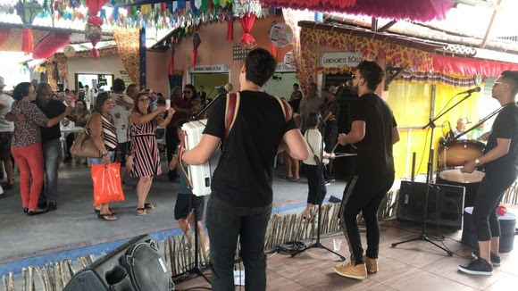 Forró na Vila agitou a tarde de sábado na Vila do Artesão