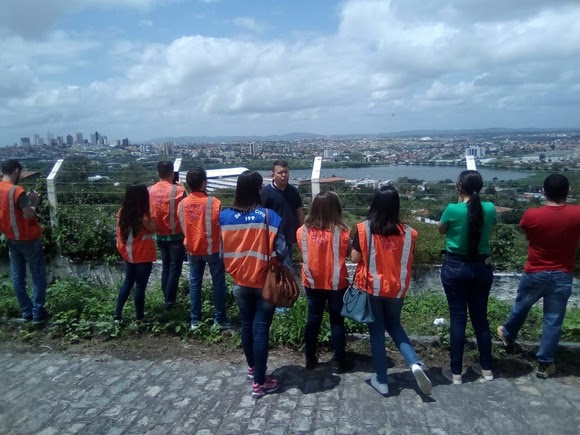 Universitários participam de estágio  supervisionado na Defesa Civil