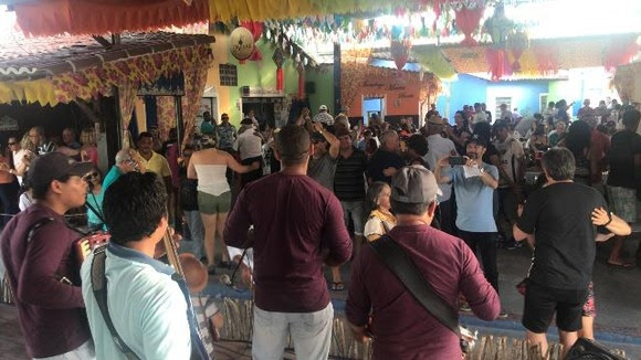 Vila do Artesão teve sábado agitado em mais uma ação do Forró na Vila