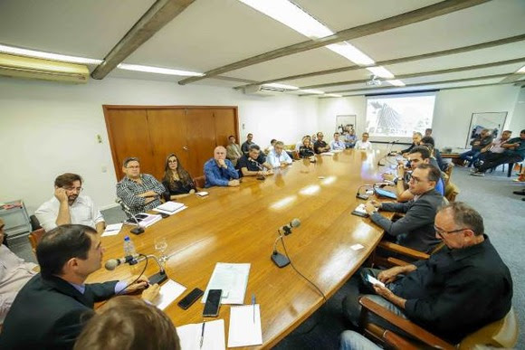 Romero reúne toda equipe de secretários e anuncia parâmetros sobre a reforma administrativa