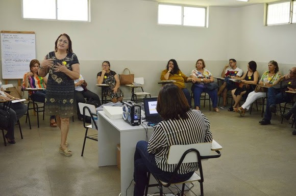 Setembro Amarelo: Psicólogos da Rede Municipal  de Ensino de Campina Grande participam de formação