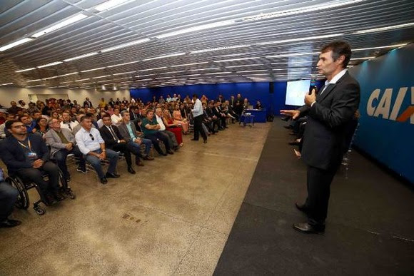 Romero prestigia inauguração da Superintendência da Caixa em Campina Grande e destaca empenho da senadora Daniella Ribeiro