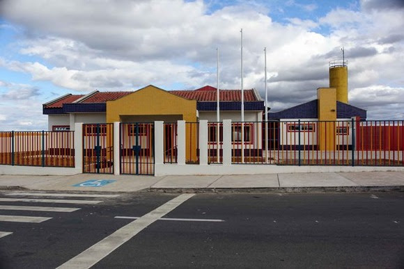 Mais de 2,5 mil estudantes serão matriculados nas escolas e creches do Conjunto Aluízio Campos