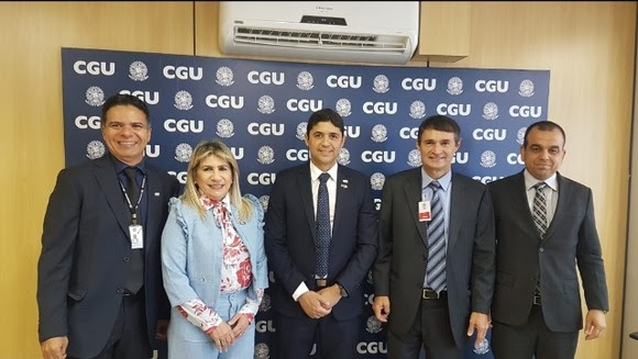 Romero anuncia auditor federal como novo Controlador Geral do Município