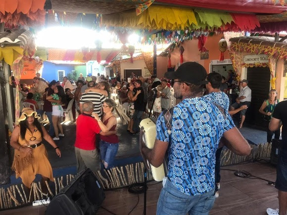 Hoje tem Trio Aventureiro no Forró na Vila