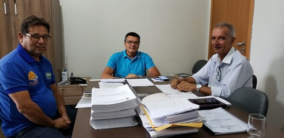 Secretário da Sesuma explica problema na coleta de lixo  garante que tudo já está normalizado