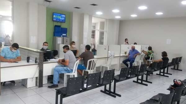 Contribuintes em Campina Grande aproveitam a manhã do sábado para quitar IPTU 2020