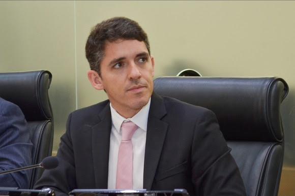 PANDEMIA: Tovar destaca ações contra COVID-19 e trabalho integrado de secretários em Campina Grande