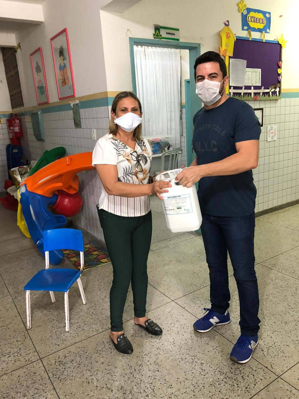 COVID 19 – Prefeitura inicia entrega de kits alimentícios nas creches da rede municipal de Campina Grande