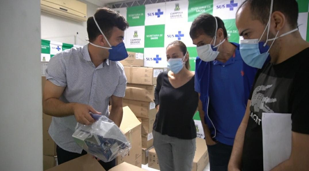 Romero acompanha entrega dos 20 respiradores enviados pelo Ministério da Saúd  a Campina Grande em atendimento a pleito da Prefeitura