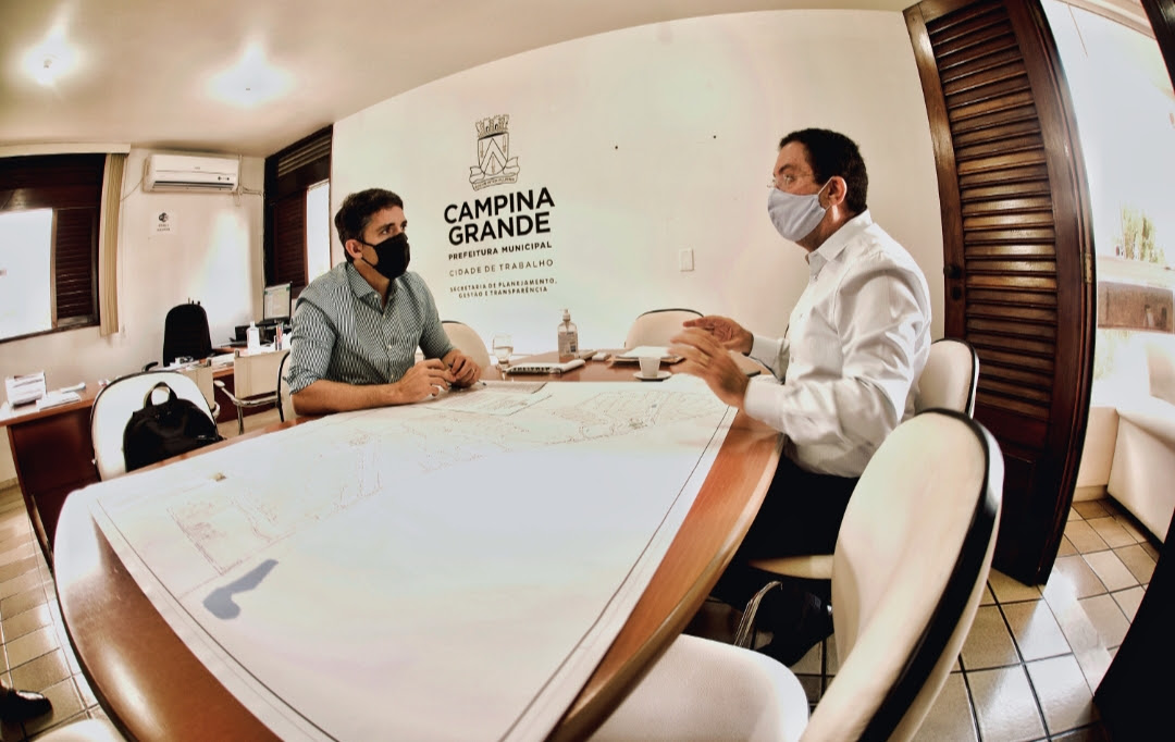 Tovar e Dunga Júnior fazem reunião de transição na Seplan de Campina Grande
