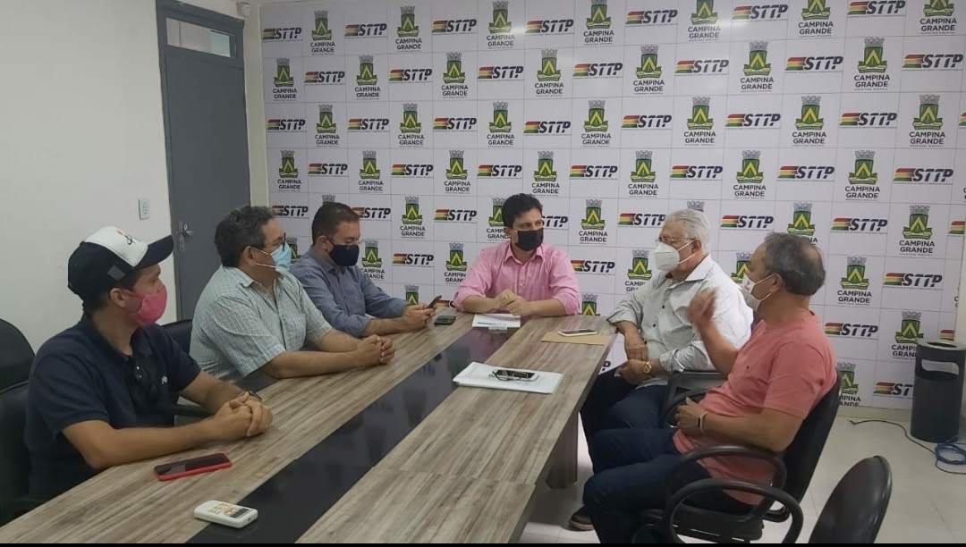 STTP e Urbema firmam convênio para a implantação de abrigos de ônibus e sinalização de ruas