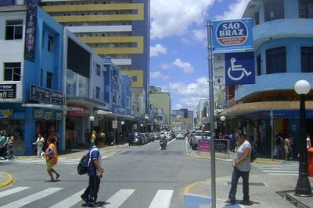 Prefeitura autoriza comércio a retomar horário padrão de atendimento em Campina Grande, a partir desta quarta-feira