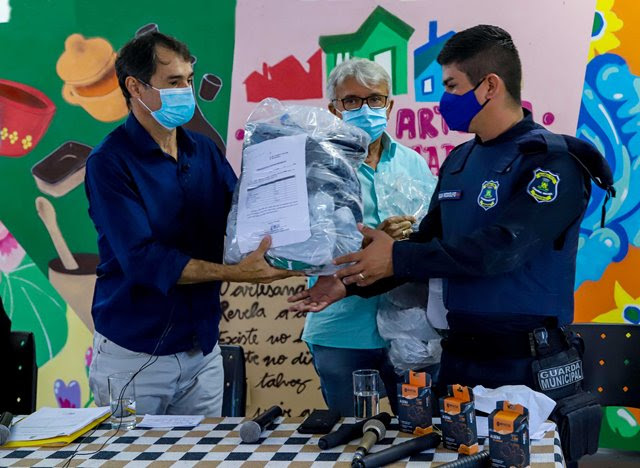 Romero inaugura sede, entrega novos equipamentos e anuncia aquisição de veículos para a Guarda Municipal de Campina Grande