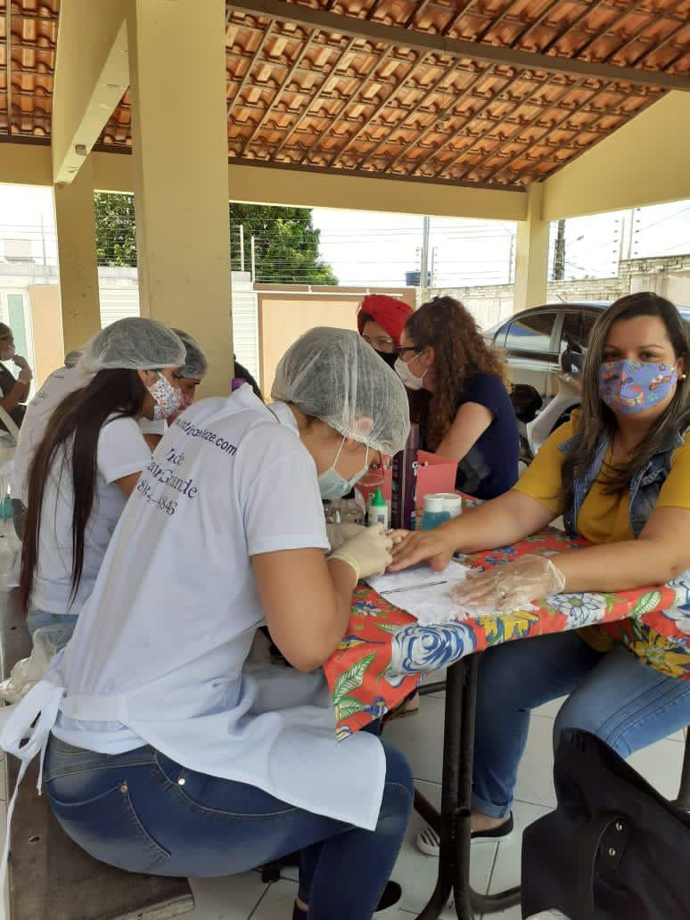 Prefeitura faz parceria com o Instituto Embeleze, para garantir atendimento a técnicos sociais da SEMAS