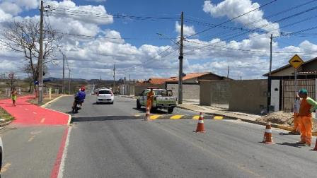 STTP implanta reforço de sinalização viária em ruas do Conjunto Aluízio Campos