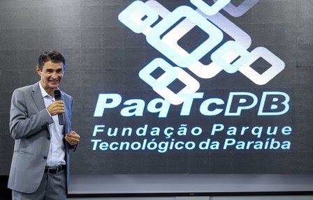 Romero é homenageado pela Fundação Parque Tecnológico, por doação decisiva de terreno de 20 hectares para a nova sede da instituição