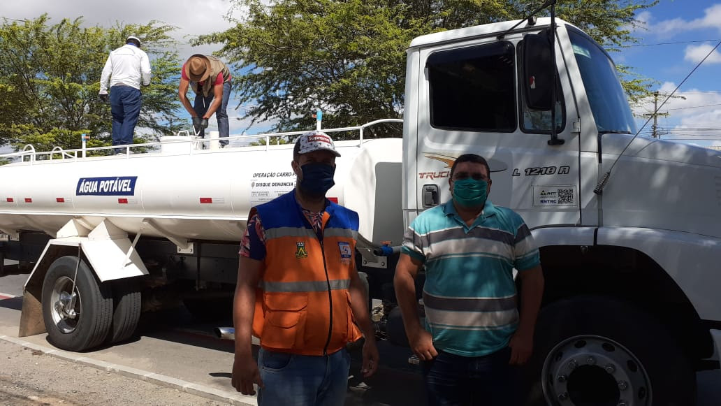 Operação Carro-Pipa vai distribuir mais de dois milhões de litros de água, em dezembro