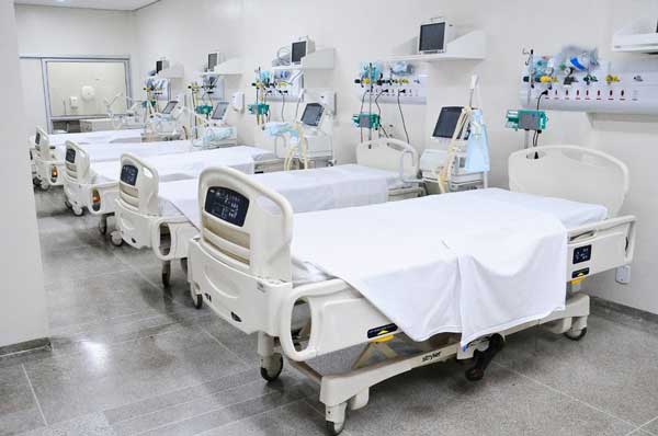 COVID-19: Bruno manda disponibilizar 20 leitos em Campina Grande para pacientes de Manaus
