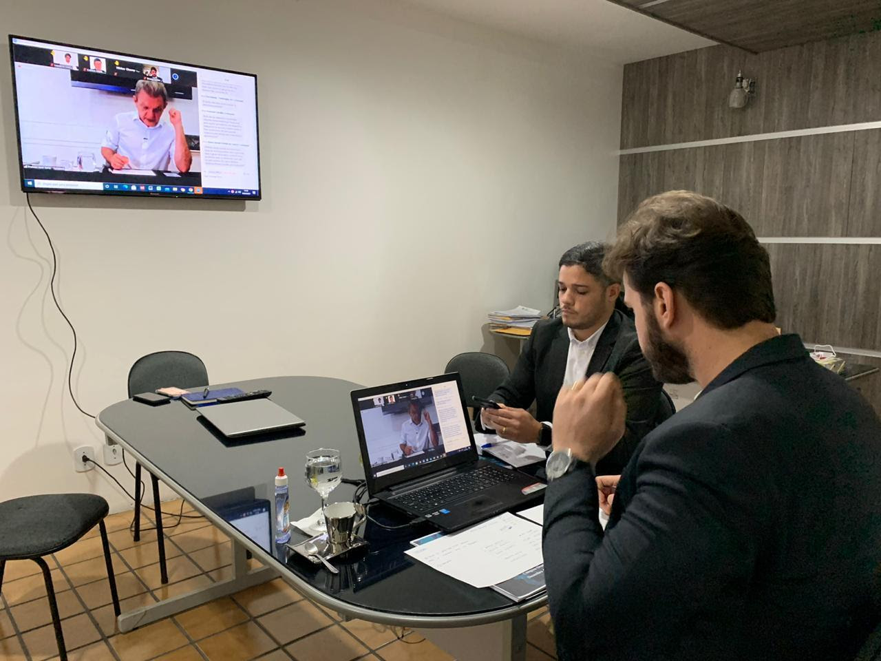 COVID-19: Bruno propõe ao Ministério da Saúde incluir trabalhadores da Educação entre os grupos prioritários nessa primeira etapa de vacinação